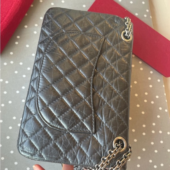 Chanel 2.55 handbag calfskin black medium size - Picture 6 of 11